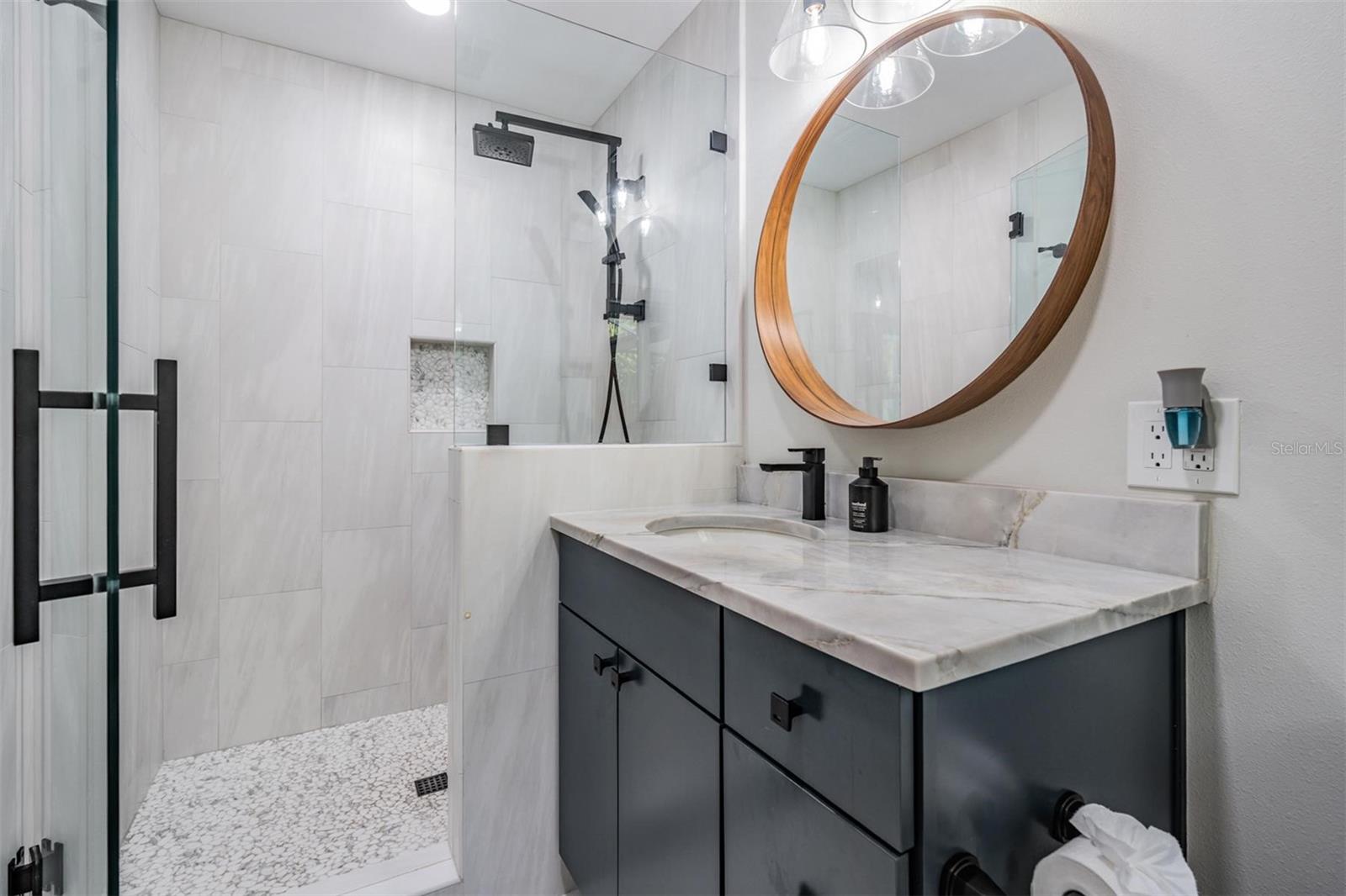 Image 20 of 42 For 4130 River View Avenue