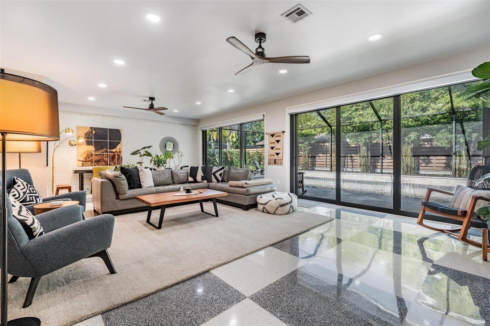 Image 4 of 42 For 4130 River View Avenue