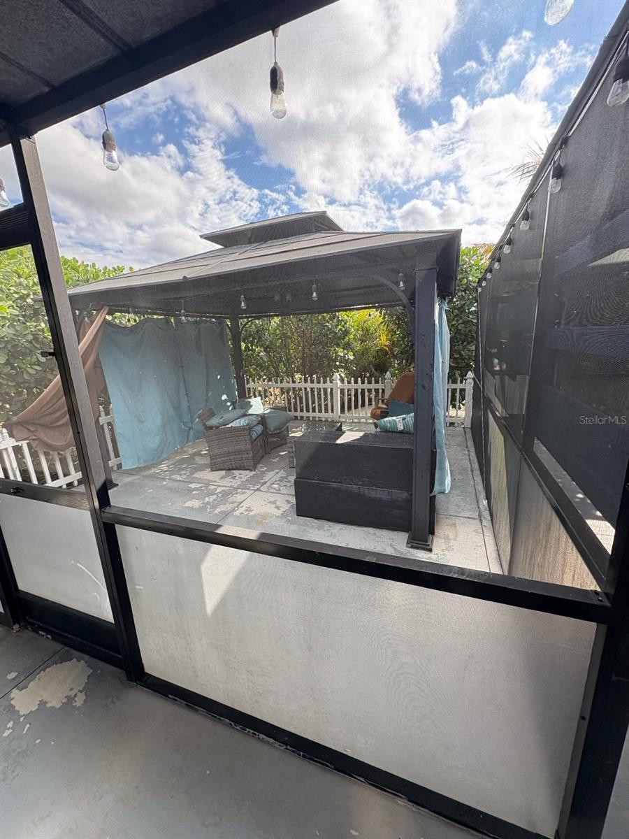 Image 14 of 23 For 706 4th Street