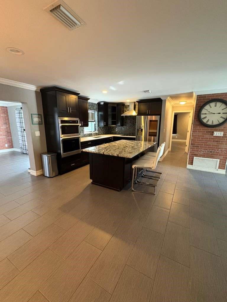 Image 3 of 23 For 706 4th Street