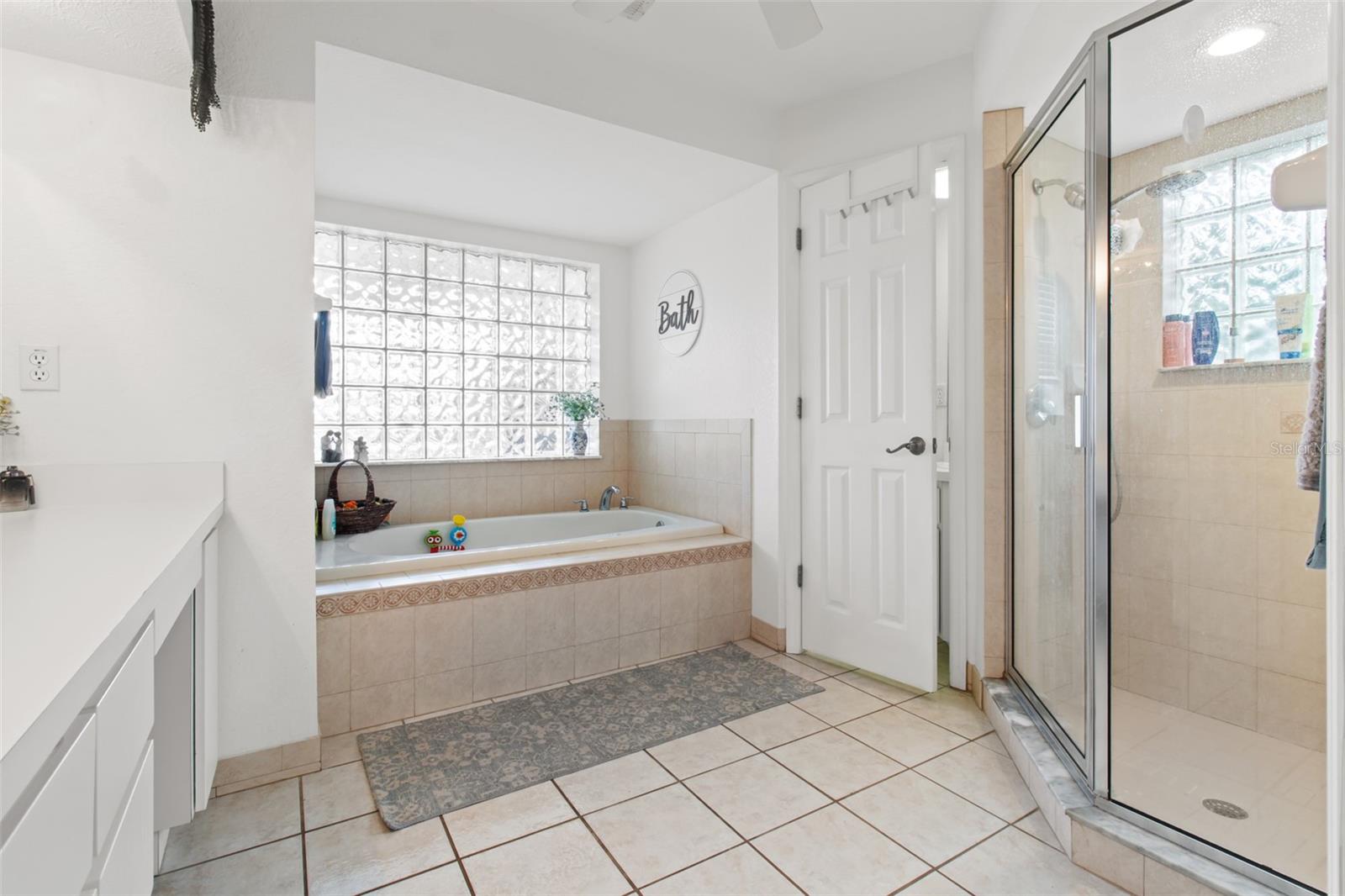 Image 16 of 46 For 5301 Merrifield Court