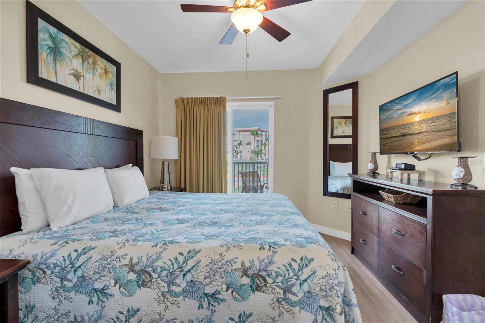 Image 17 of 39 For 12000 Gulf Boulevard 207n