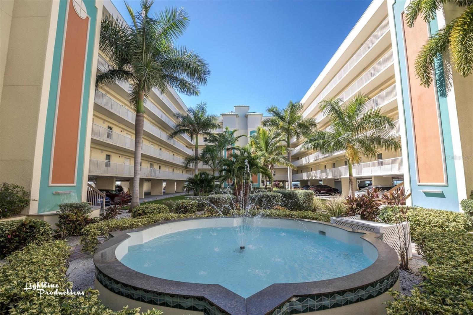 Image 31 of 39 For 12000 Gulf Boulevard 207n