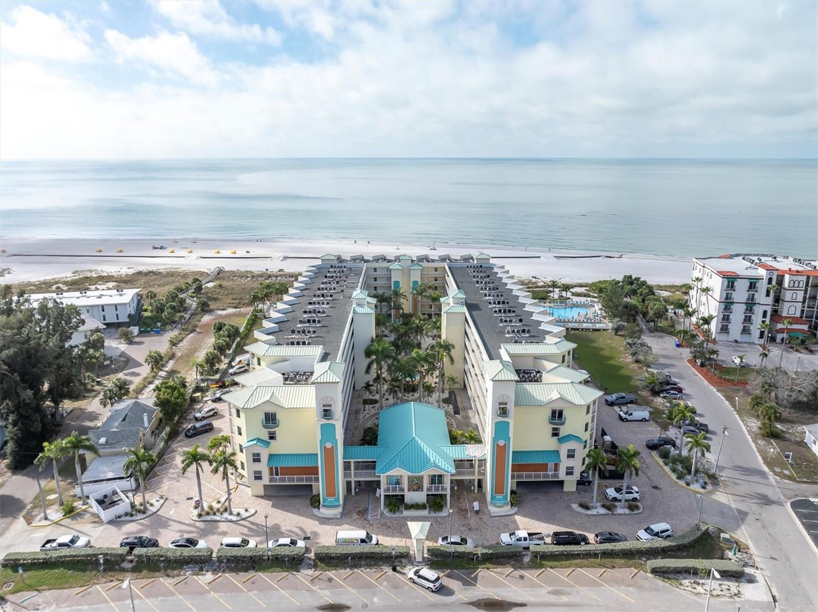 Image 37 of 39 For 12000 Gulf Boulevard 207n