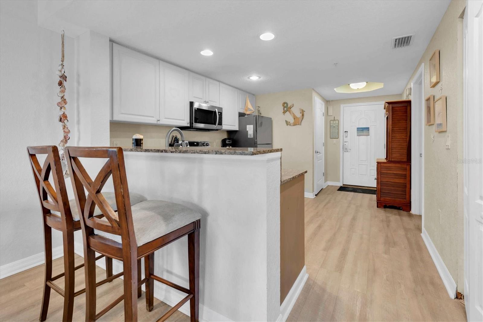 Image 6 of 39 For 12000 Gulf Boulevard 207n