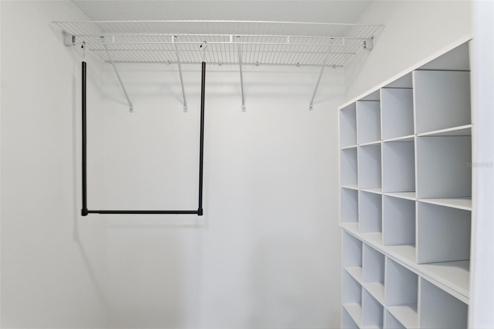 Image 18 of 49 For 219 Caryl Way 219