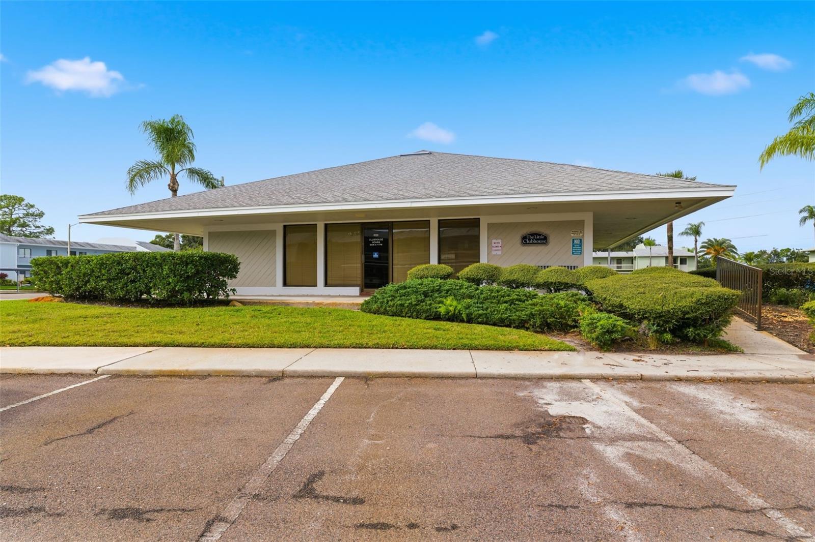 Image 28 of 49 For 219 Caryl Way 219