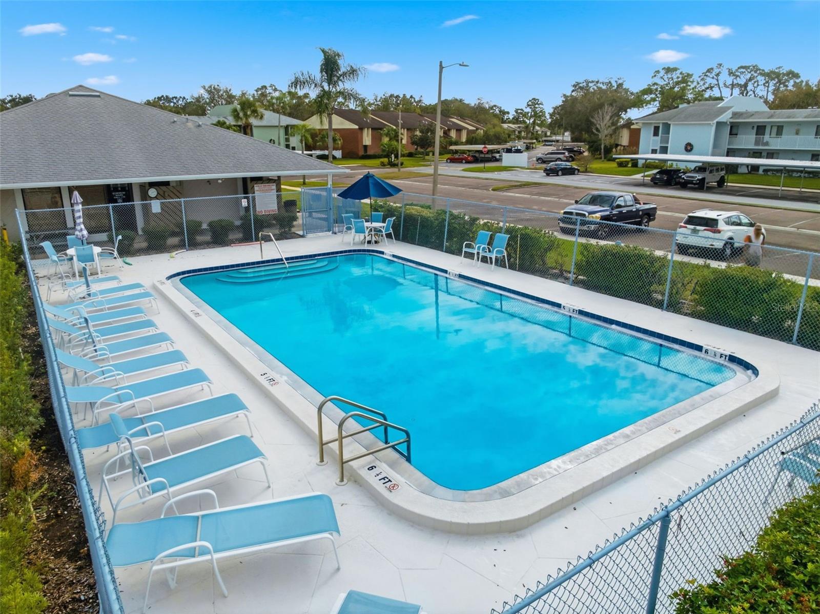 Image 32 of 49 For 219 Caryl Way 219