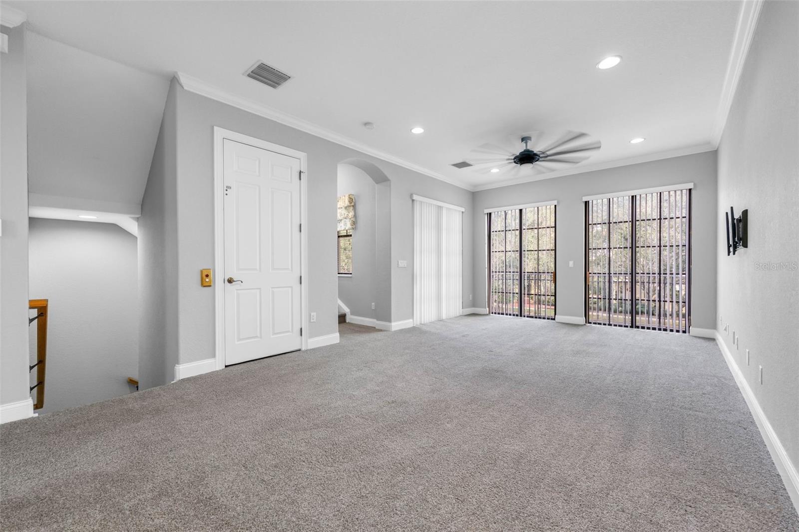 Image 11 of 54 For 6039 Printery Street 101