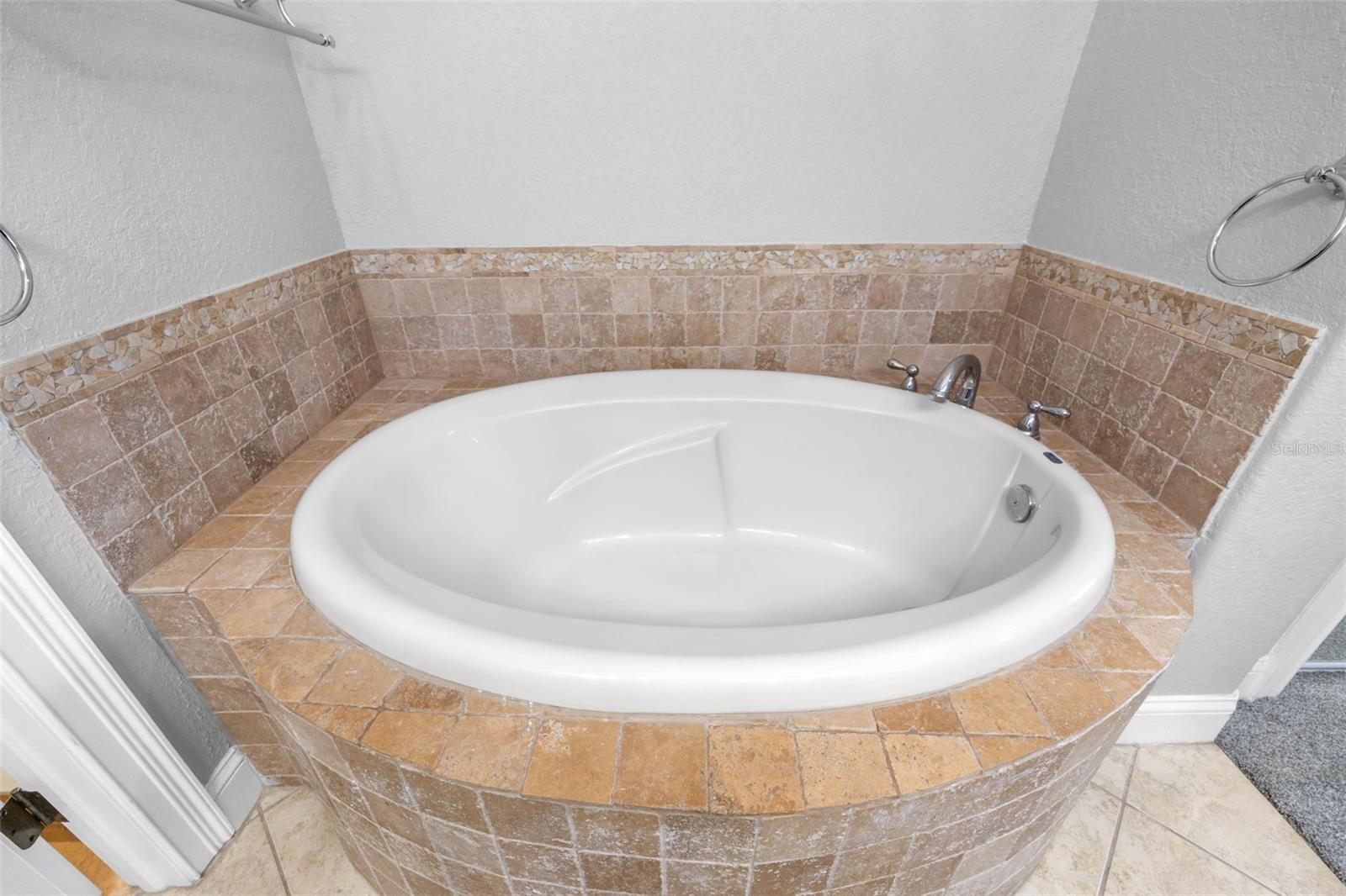 Image 27 of 54 For 6039 Printery Street 101