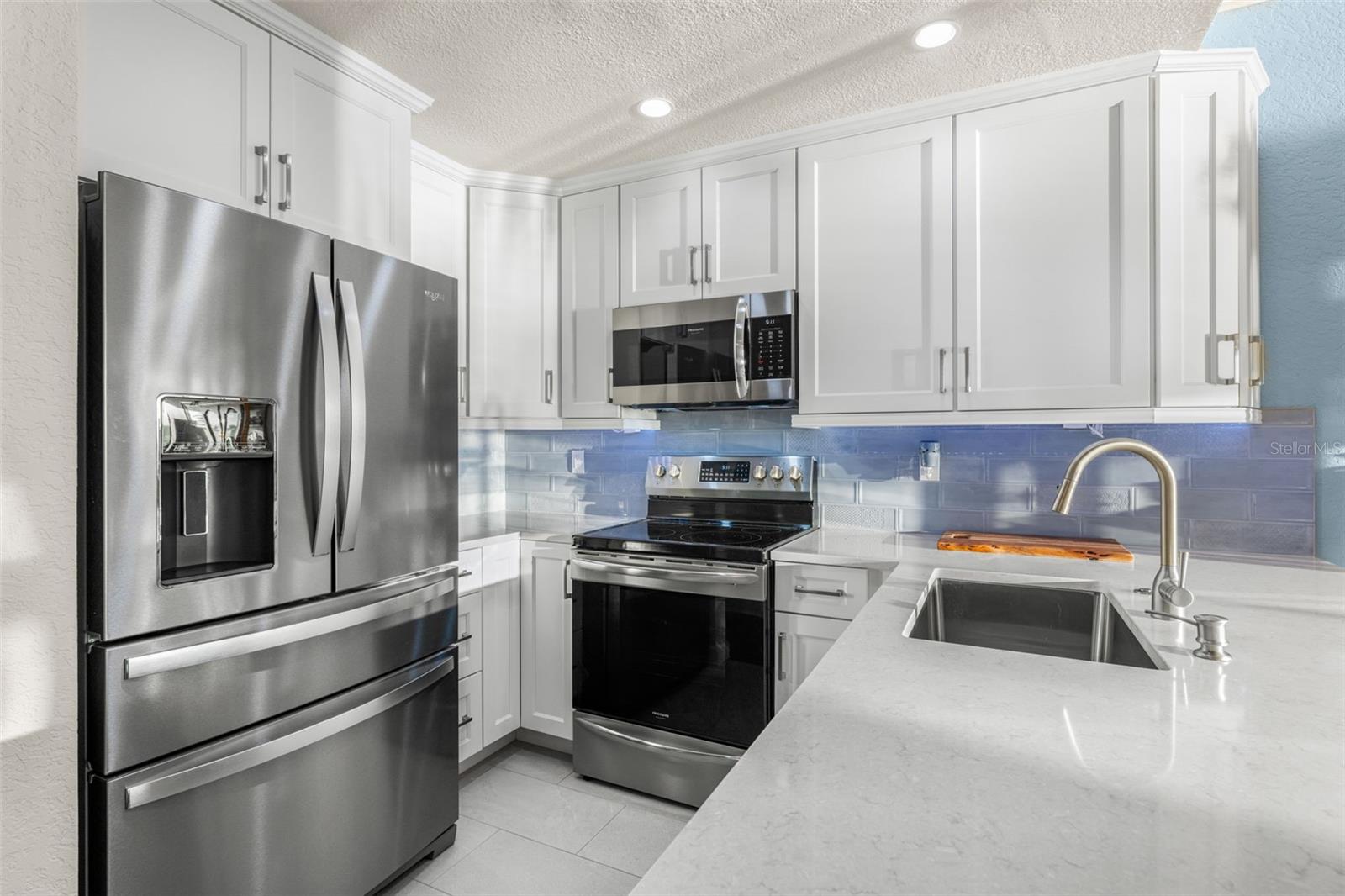 Listing photo id 13 for 152 Brent Circle