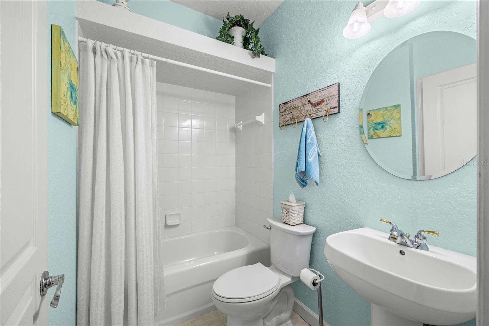 Listing photo id 15 for 152 Brent Circle