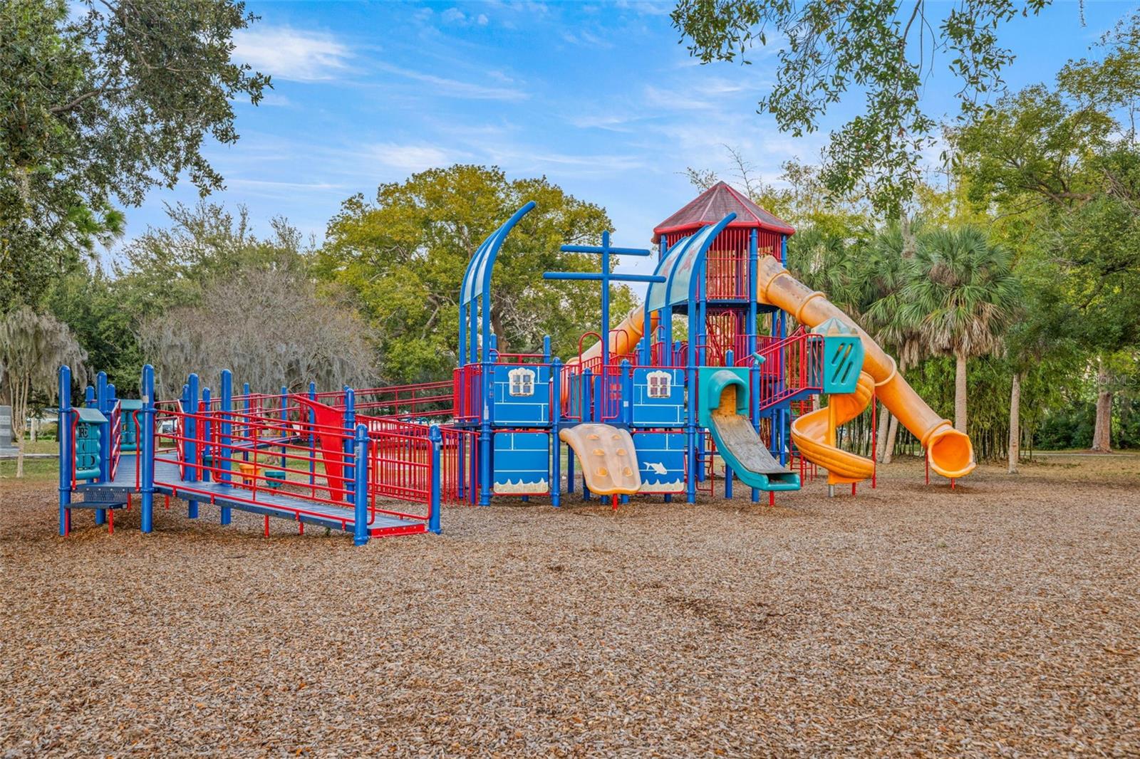 Listing photo id 60 for 152 Brent Circle