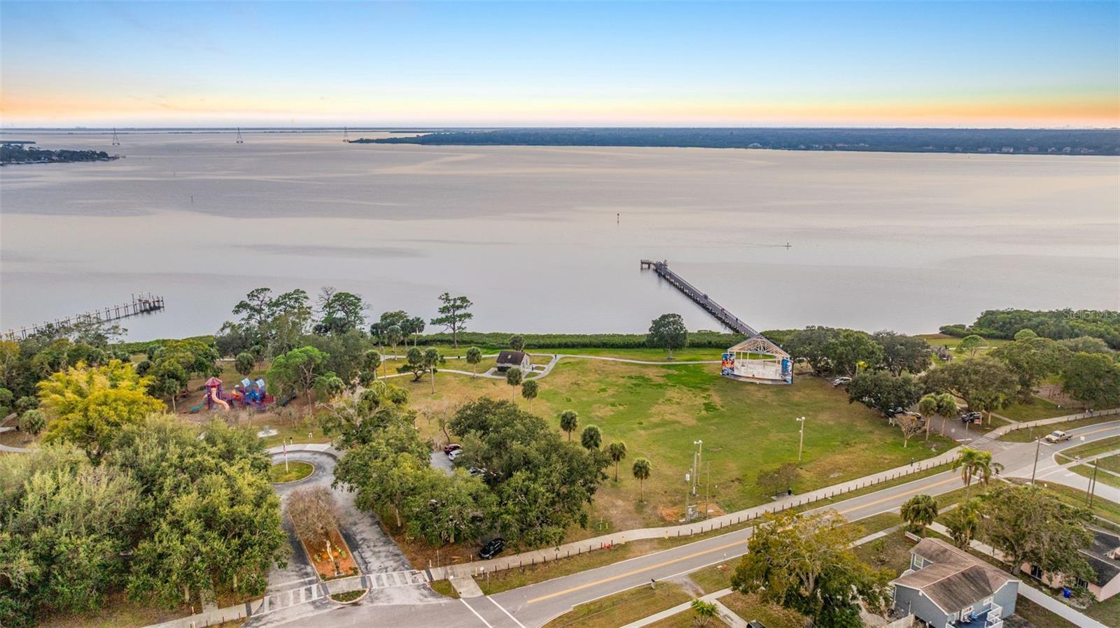 Listing photo id 62 for 152 Brent Circle