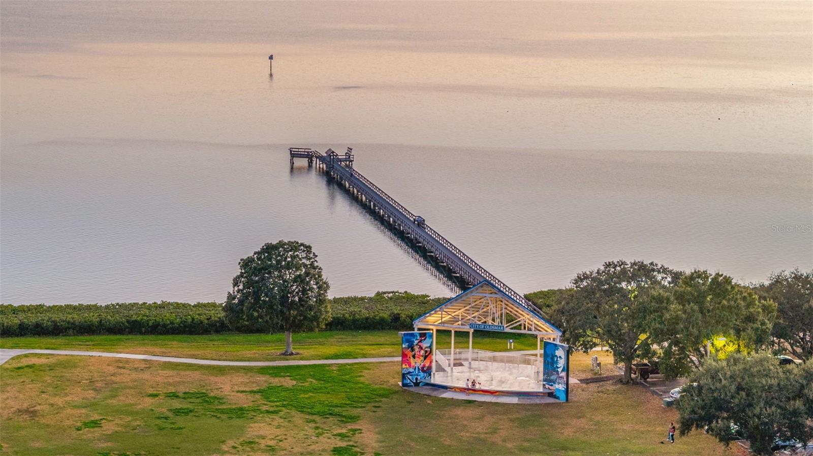 Listing photo id 66 for 152 Brent Circle