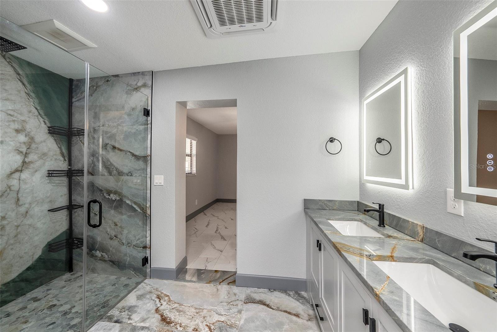 Image 10 of 26 For 1713 Saint Isabel Street