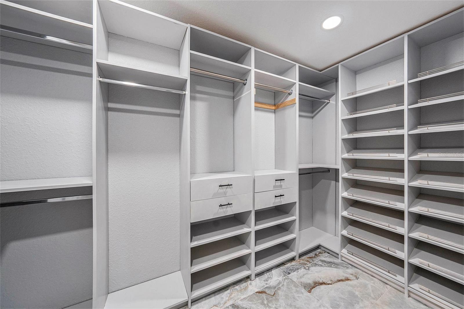 Image 11 of 26 For 1713 Saint Isabel Street