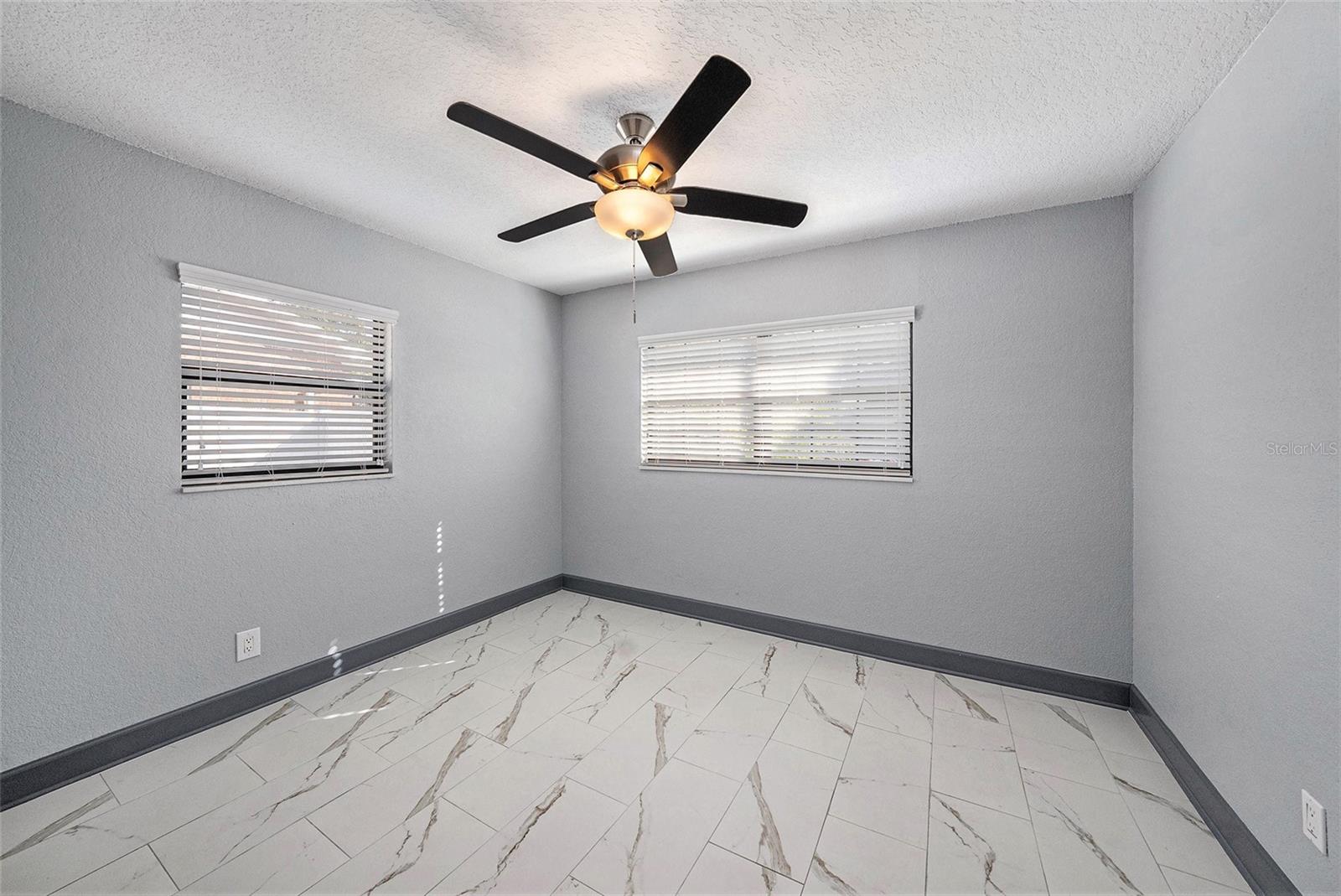 Image 14 of 26 For 1713 Saint Isabel Street