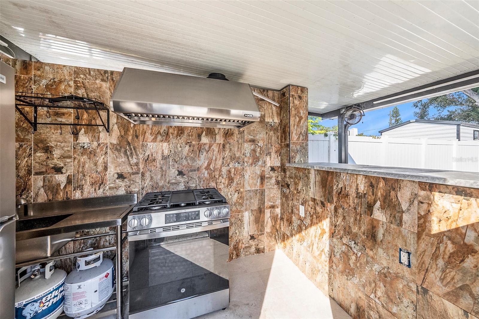 Image 22 of 26 For 1713 Saint Isabel Street