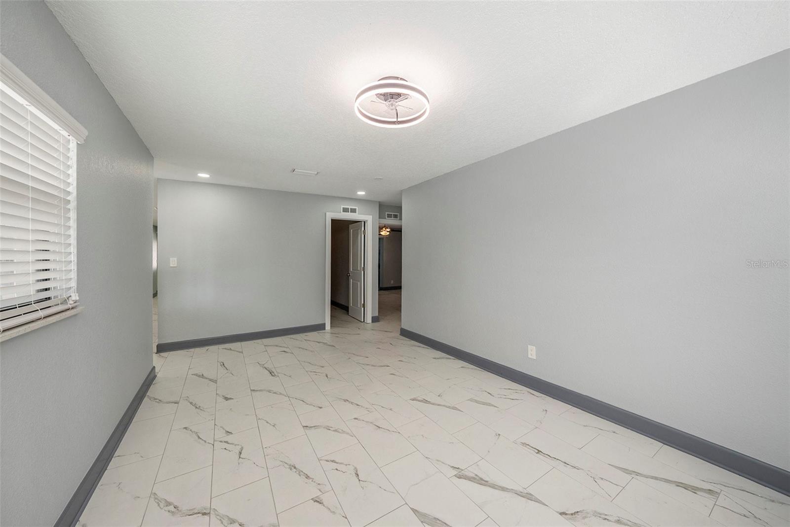 Image 4 of 26 For 1713 Saint Isabel Street