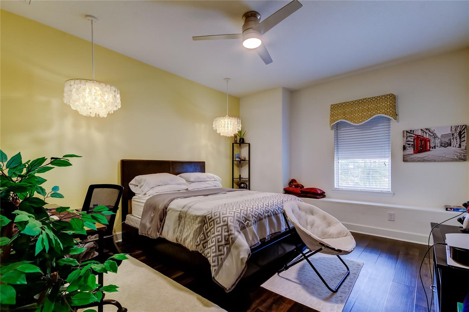 Image 21 of 26 For 12322 Terracina Chase Court