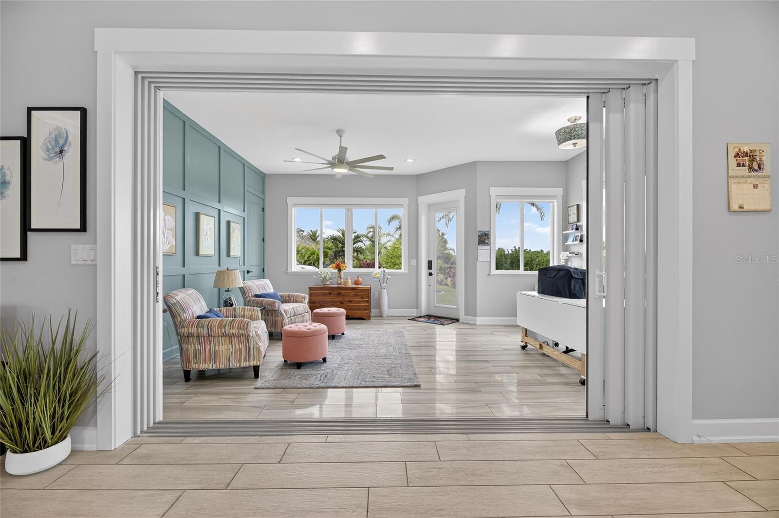 Image 21 of 72 For 3287 Red Tail Hawk Drive