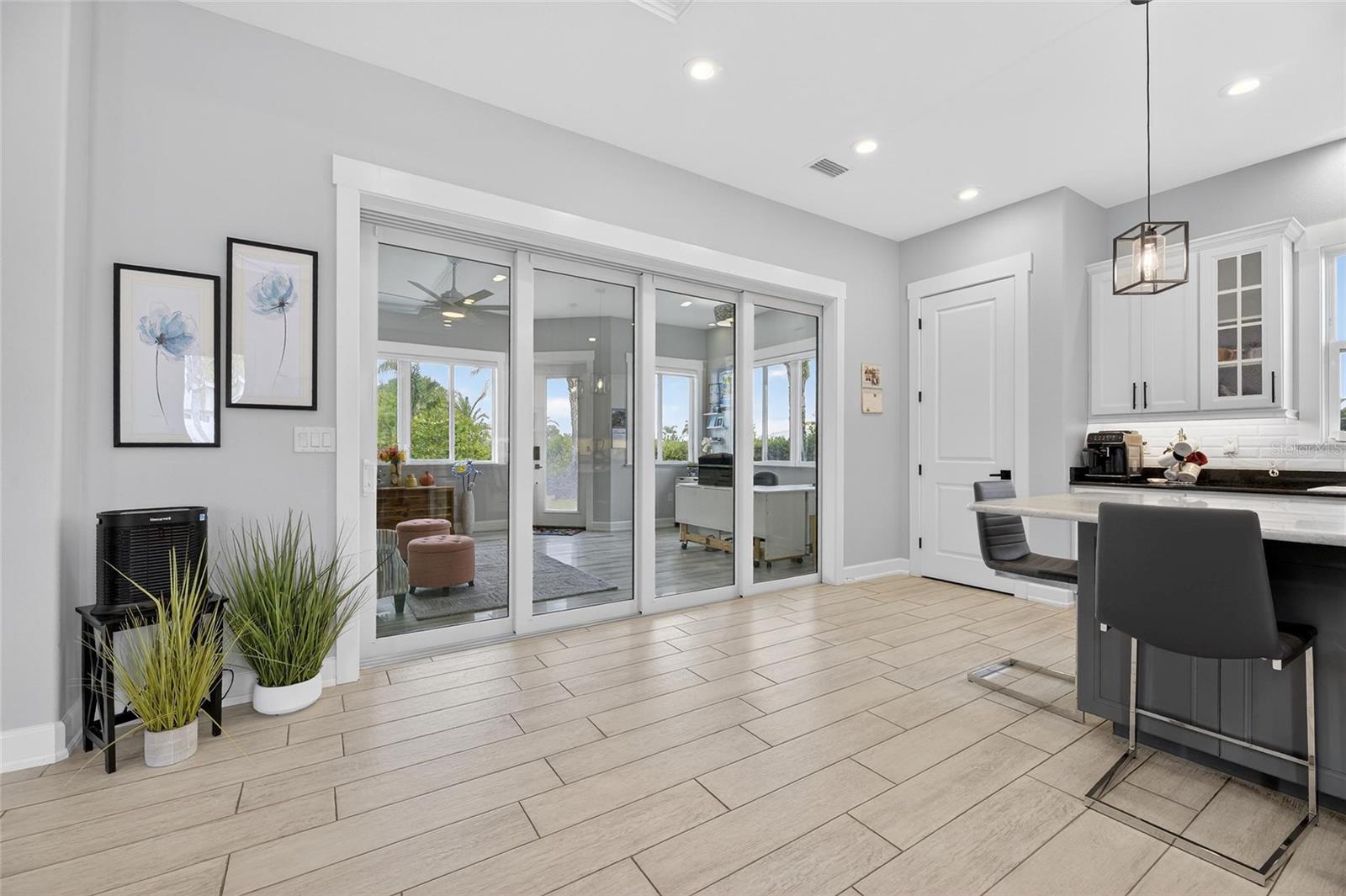 Image 23 of 72 For 3287 Red Tail Hawk Drive