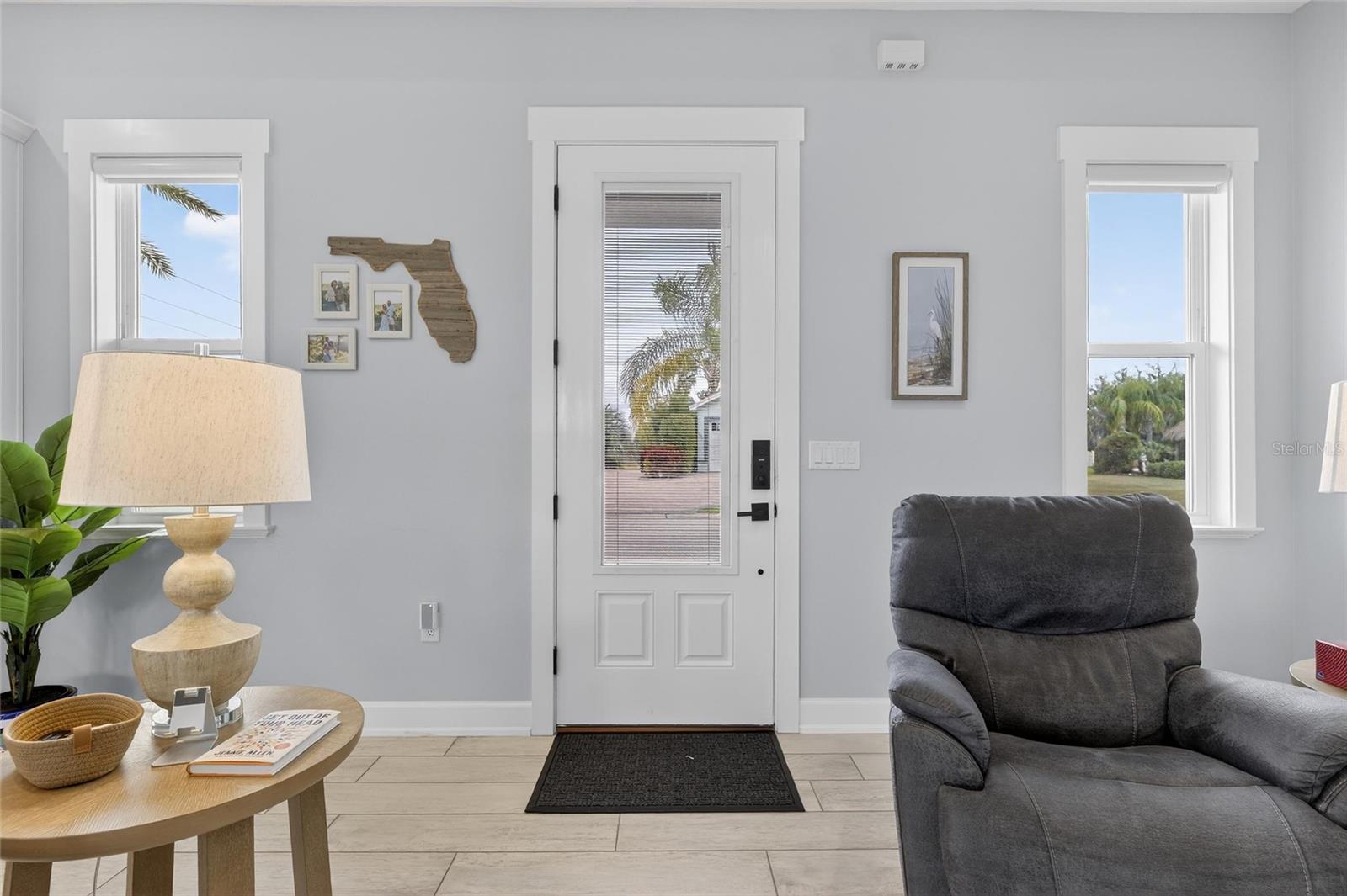 Image 5 of 72 For 3287 Red Tail Hawk Drive