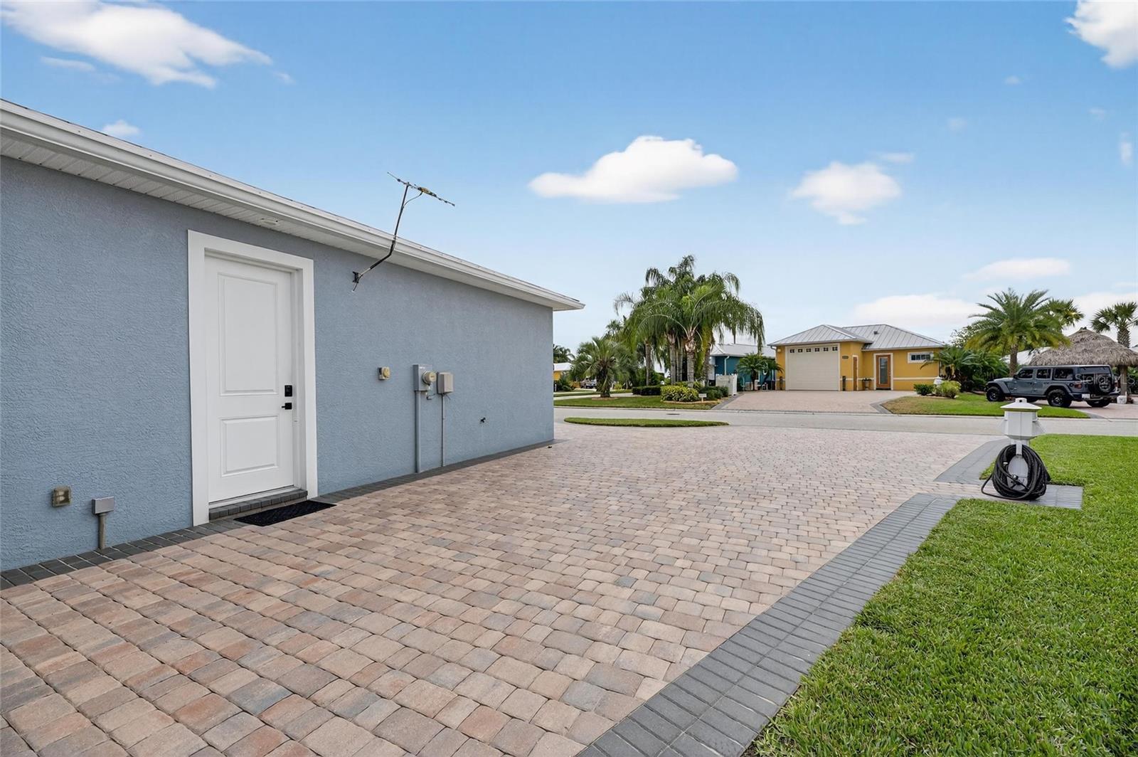 Image 55 of 72 For 3287 Red Tail Hawk Drive