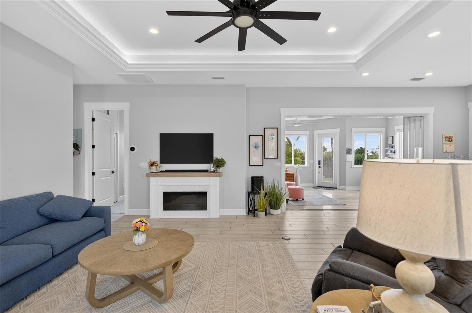 Image 7 of 72 For 3287 Red Tail Hawk Drive