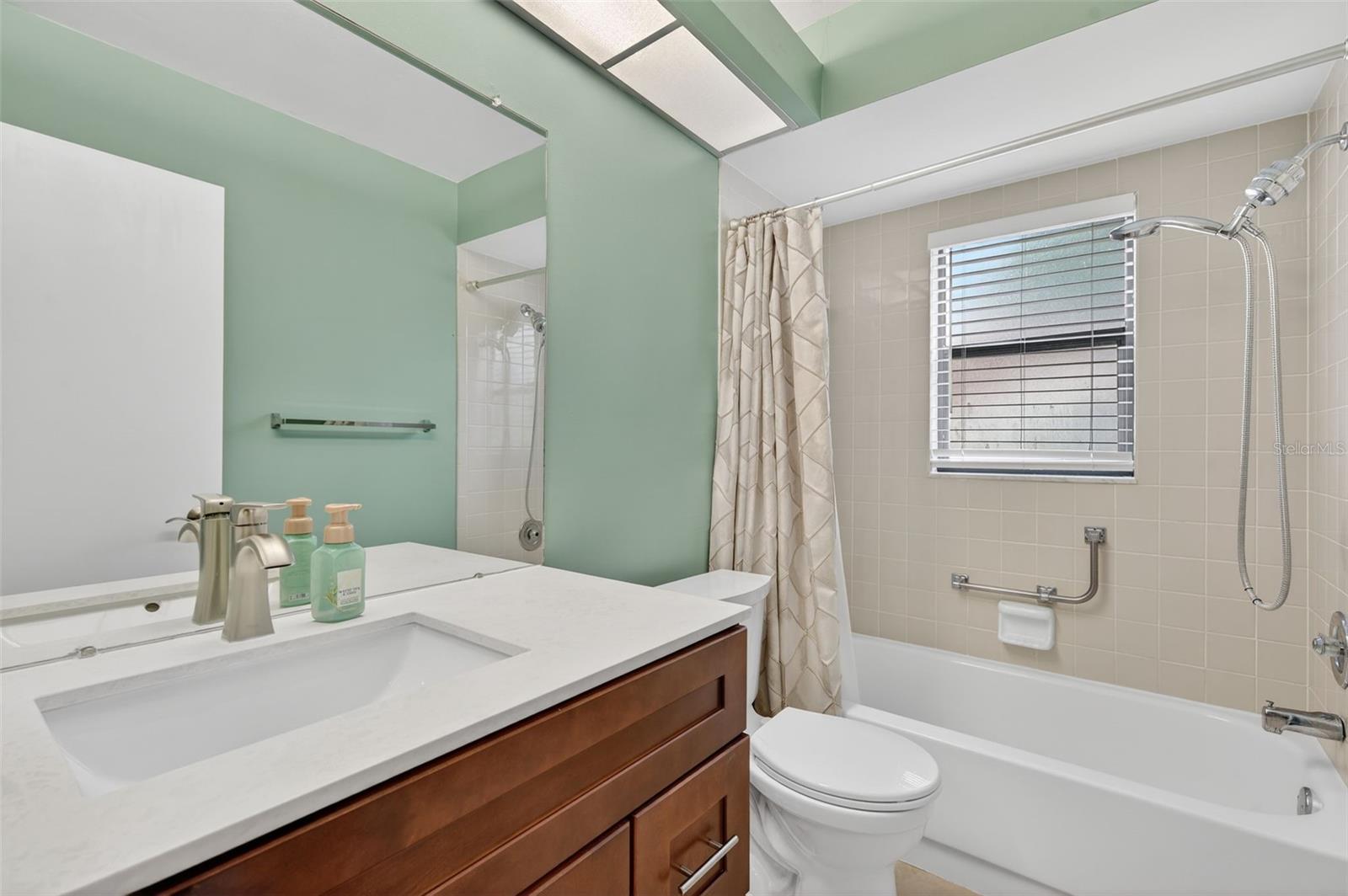 Image 19 of 27 For 3581 Magnolia Ridge Circle C