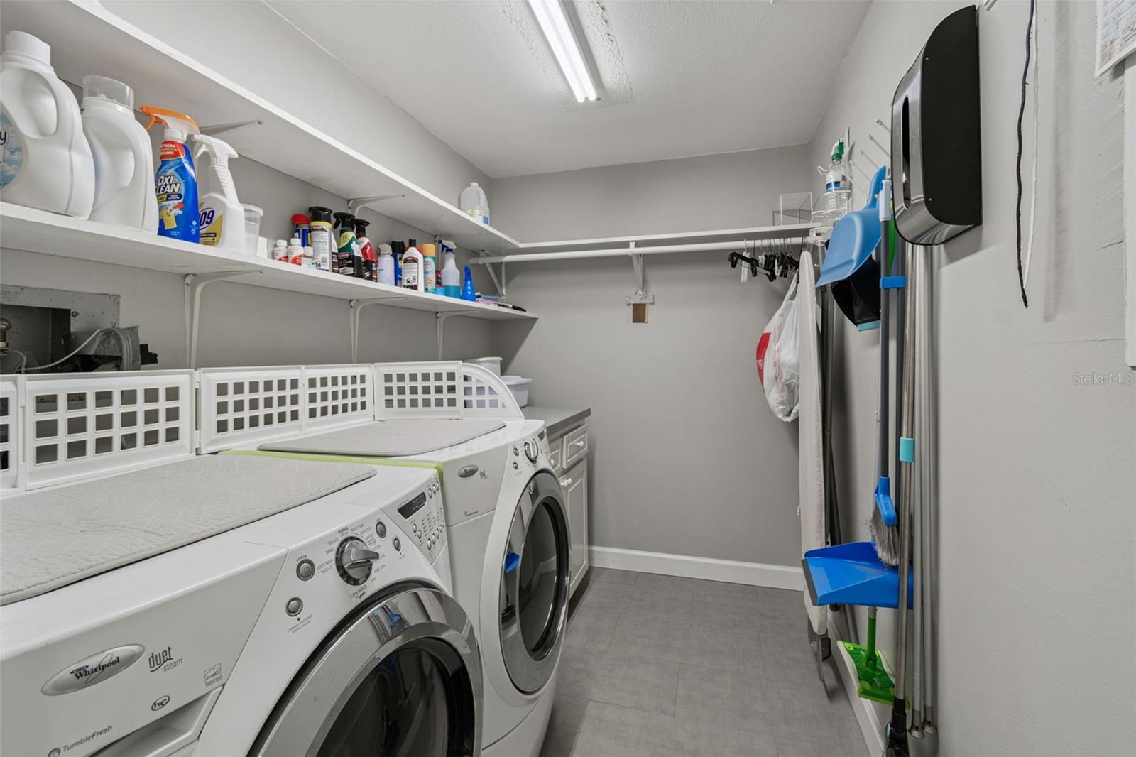 Listing photo id 16 for 1501 Gulf Boulevard 408