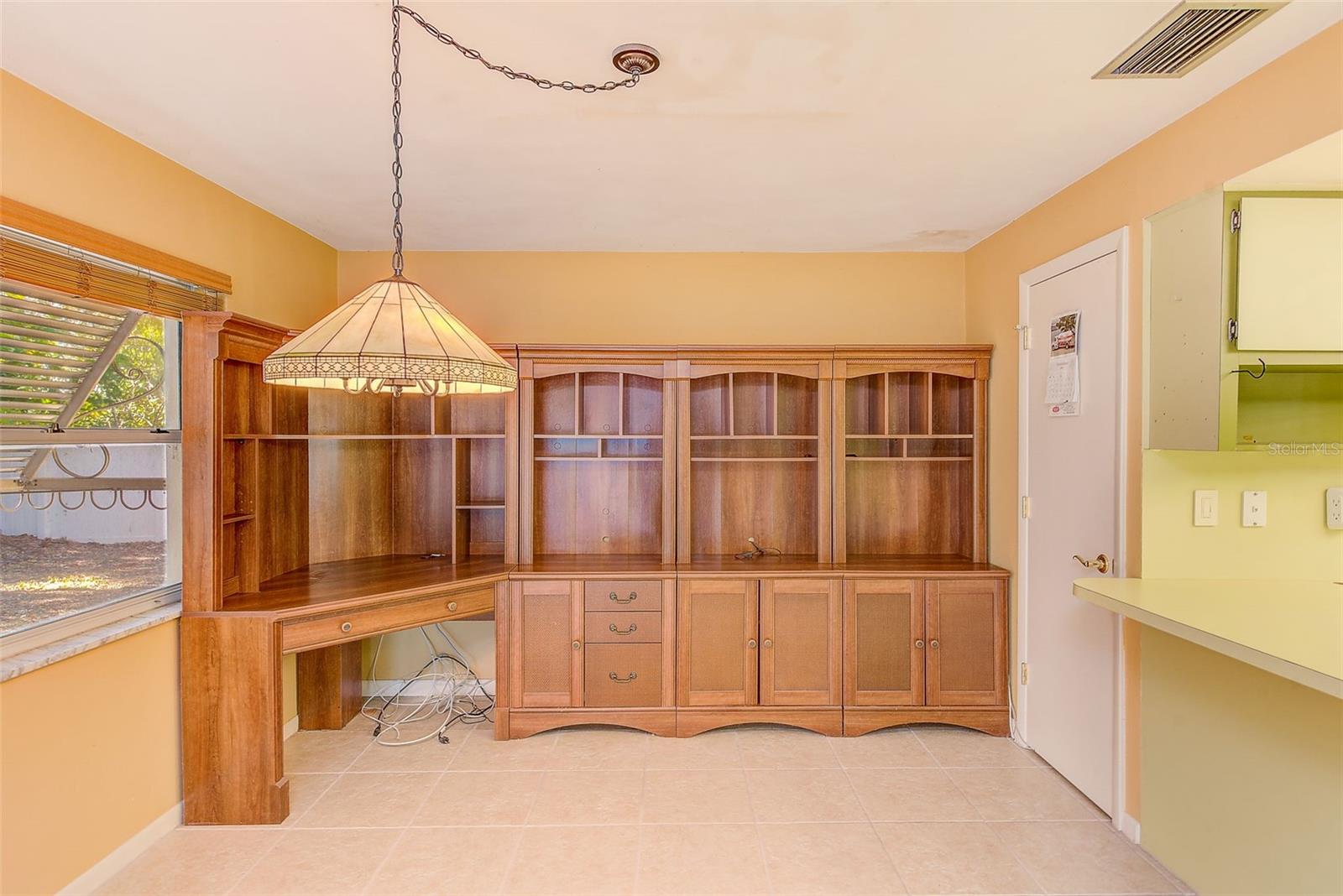 Image 28 of 71 For 14690 Imperial Point Drive S