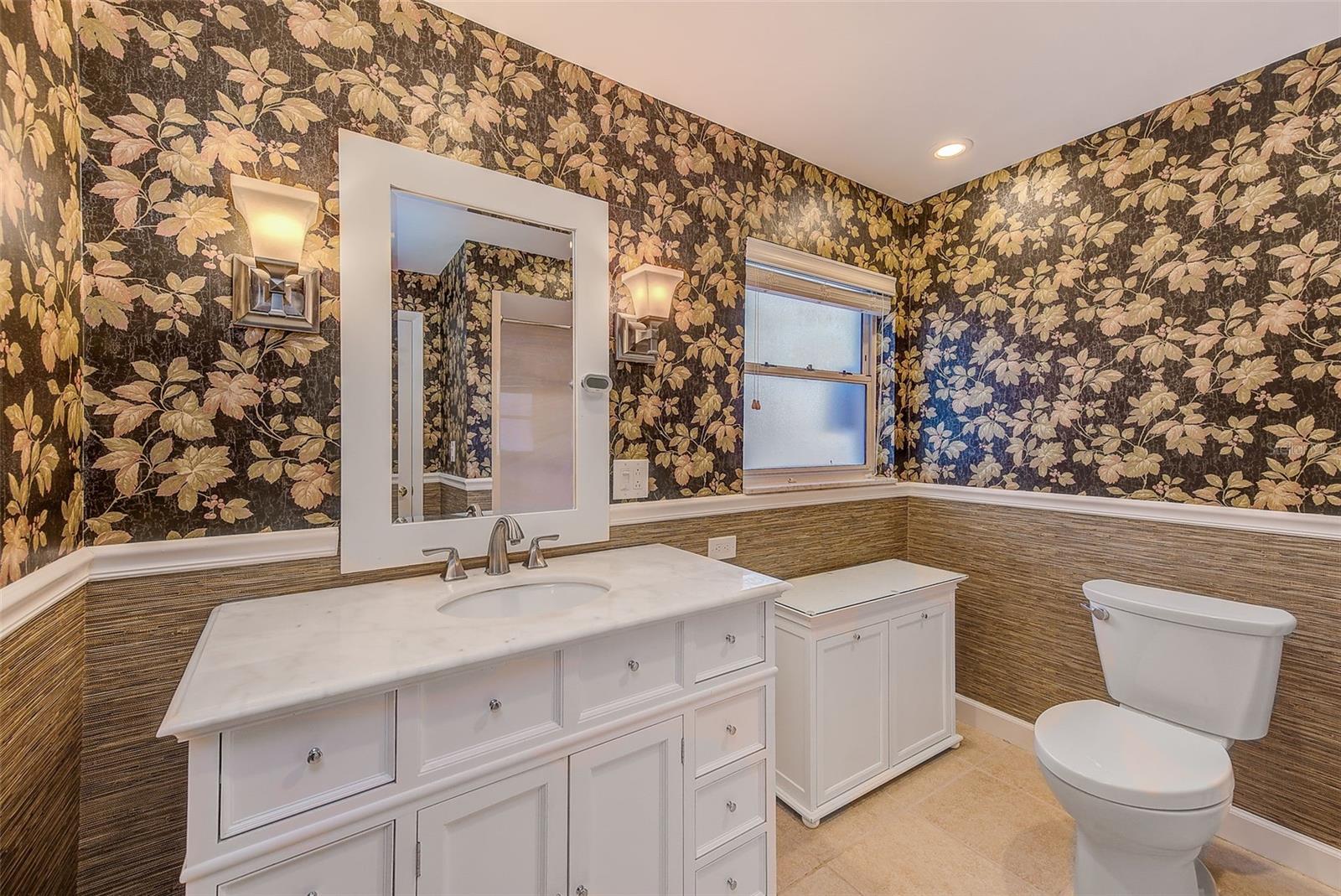 Image 41 of 71 For 14690 Imperial Point Drive S