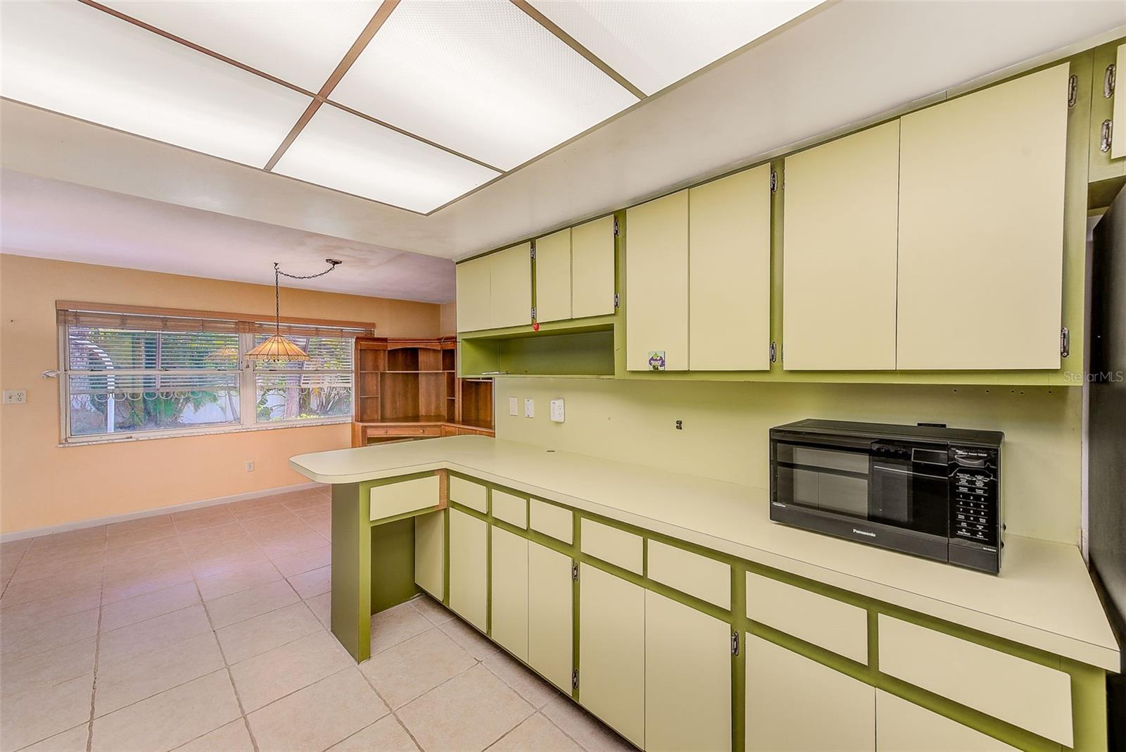 Image 44 of 71 For 14690 Imperial Point Drive S