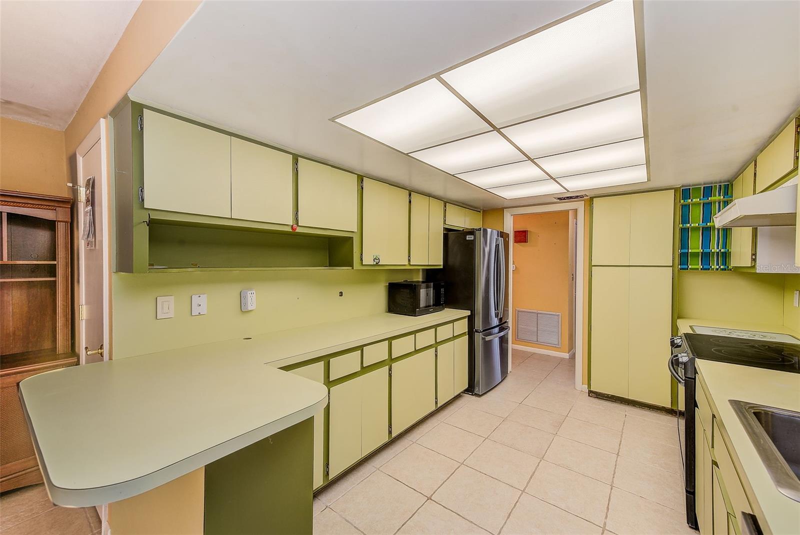 Image 47 of 71 For 14690 Imperial Point Drive S