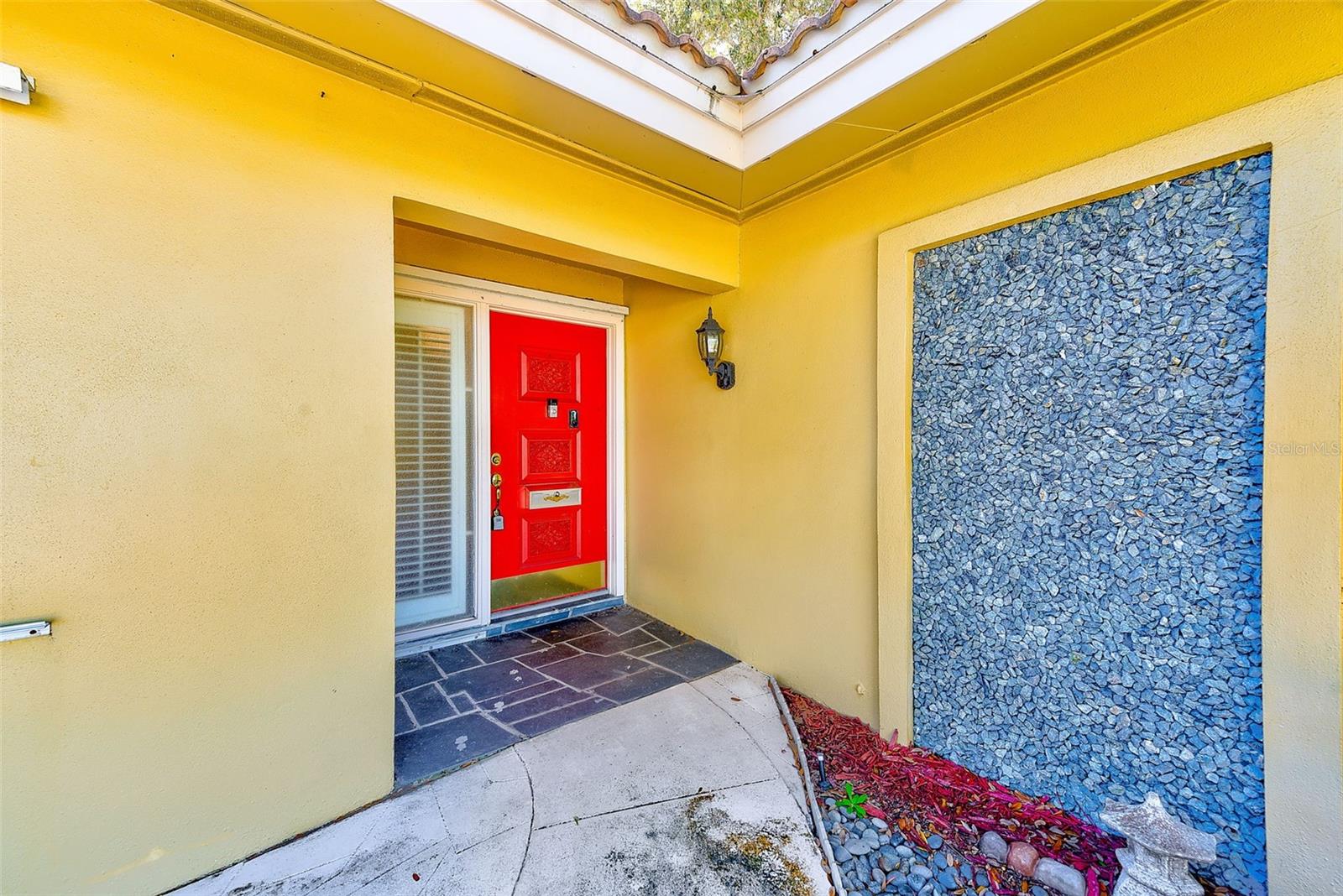 Image 5 of 71 For 14690 Imperial Point Drive S