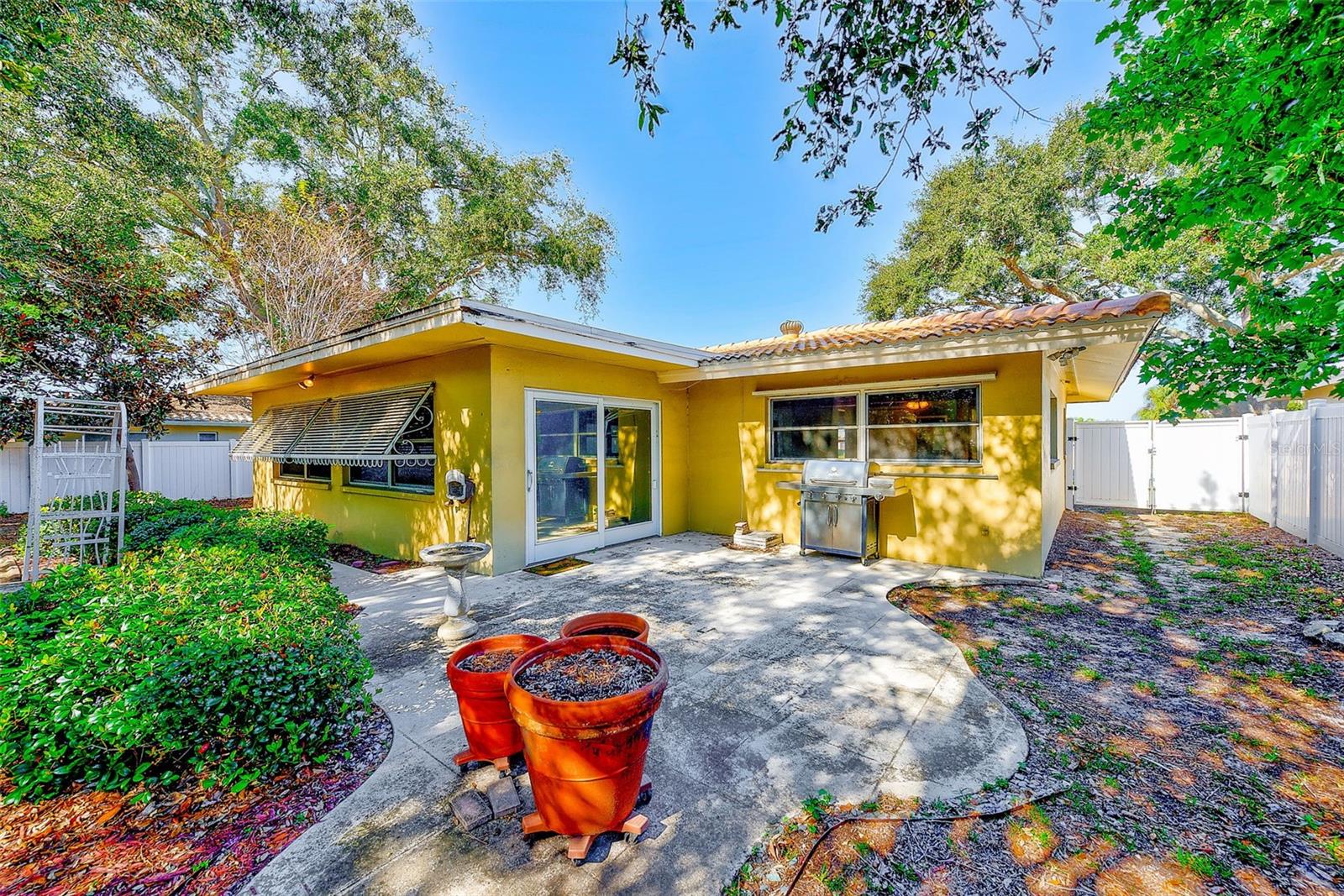 Image 6 of 71 For 14690 Imperial Point Drive S