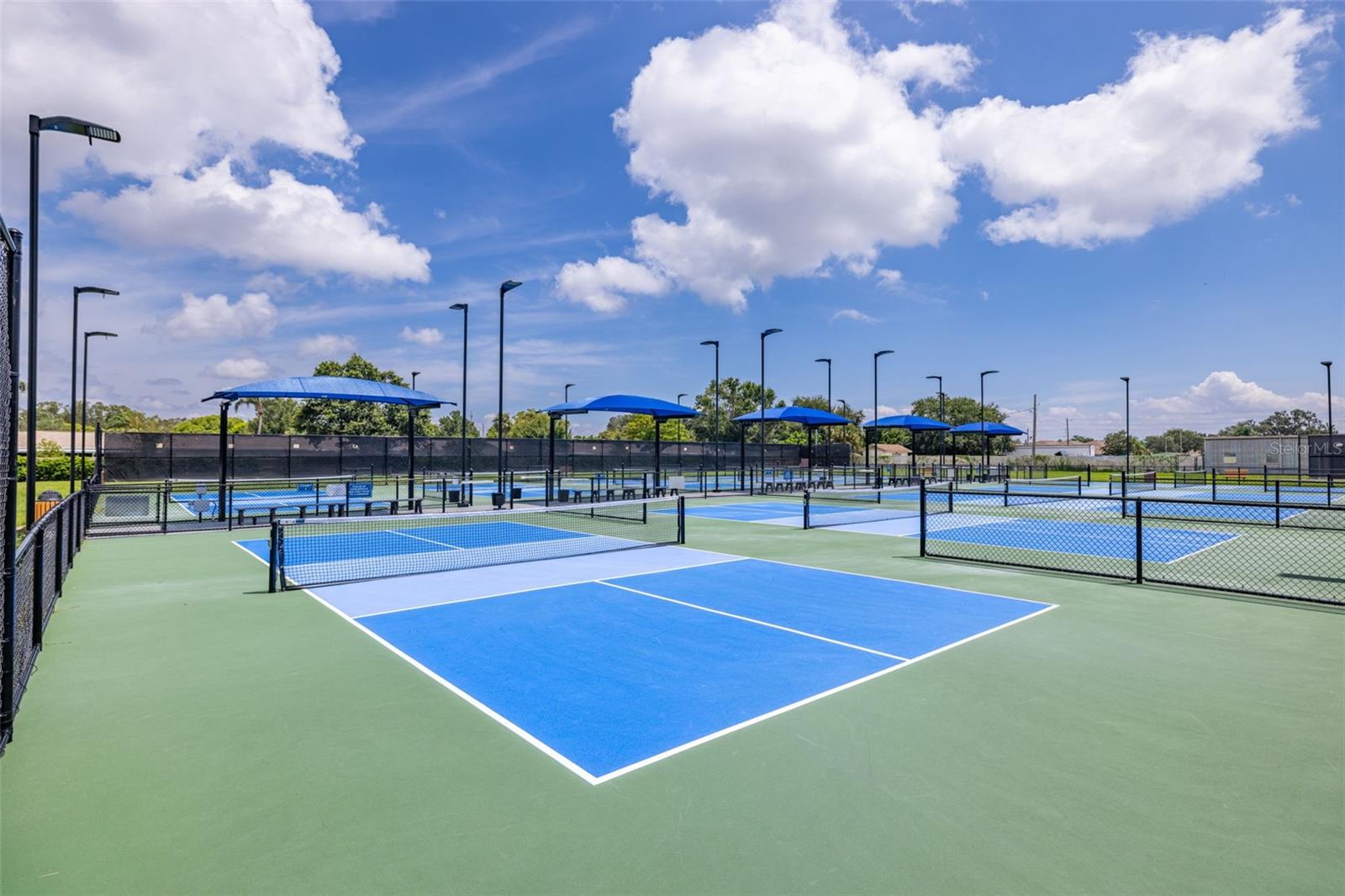 Image 38 of 41 For 946 Virginia Street 207