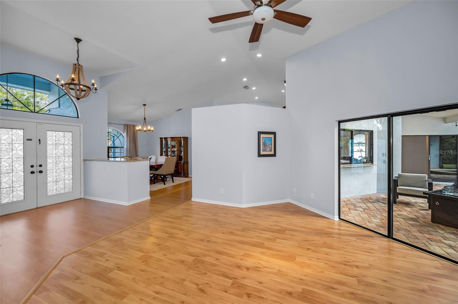 Image 16 of 58 For 3021 Crest Drive