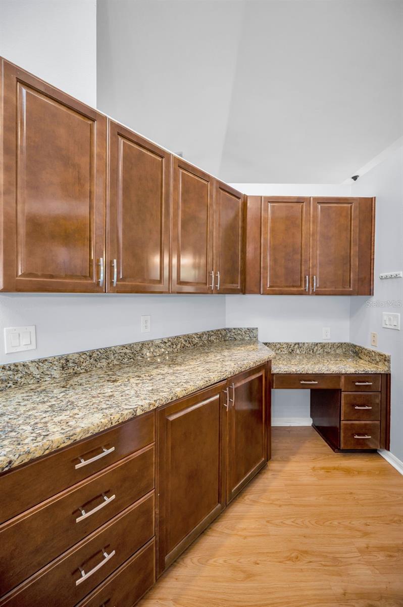 Image 21 of 58 For 3021 Crest Drive