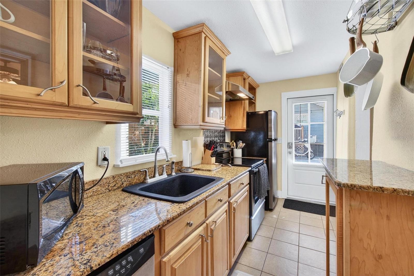 Image 5 of 12 For 509 29th Avenue S C