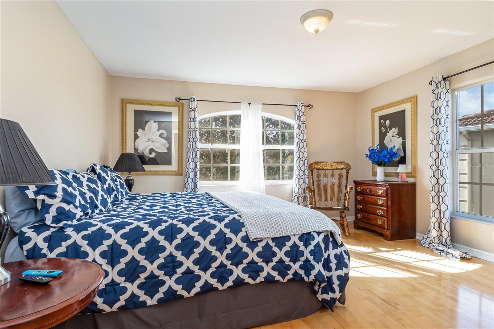 Image 16 of 22 For 302 Vista Loop