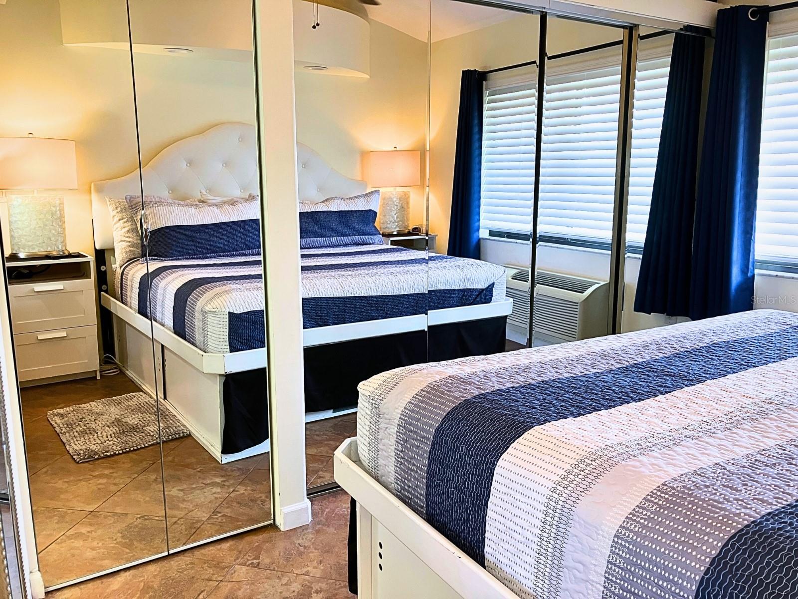 Image 21 of 30 For 20921 Haulover Cove #f2