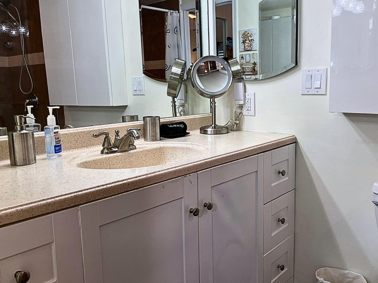 Image 23 of 30 For 20921 Haulover Cove #f2