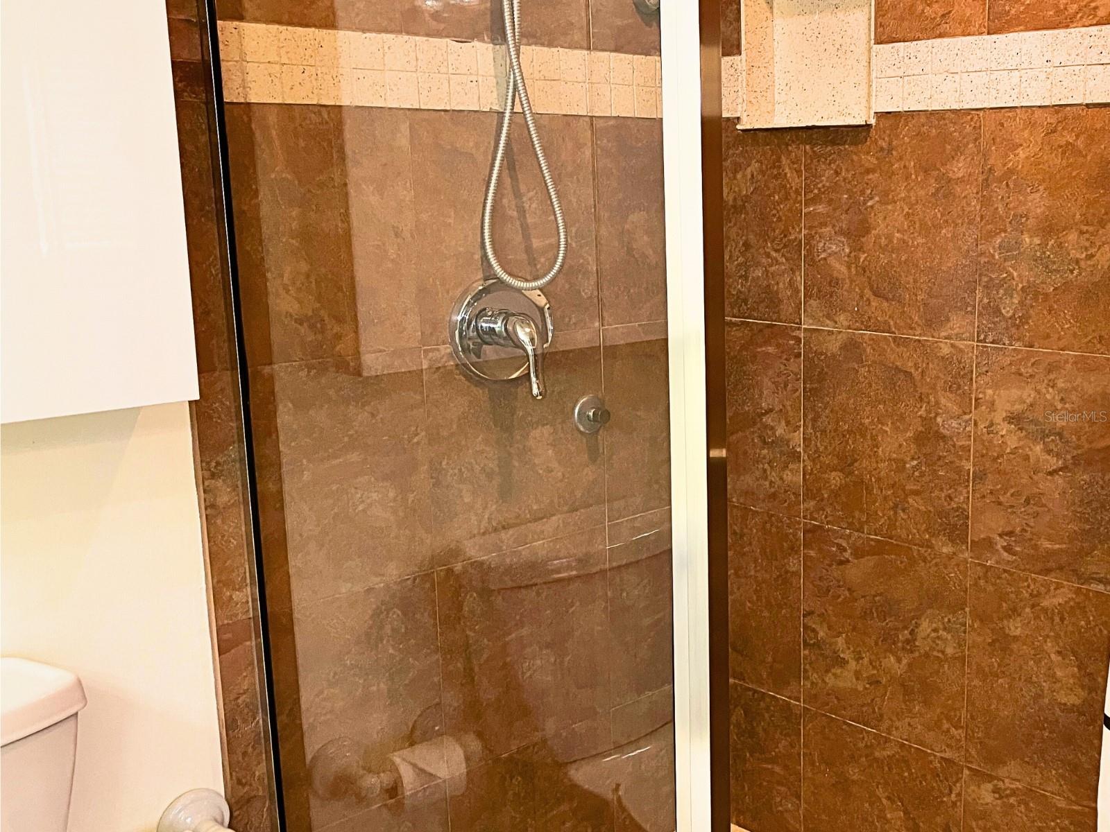 Image 26 of 30 For 20921 Haulover Cove #f2