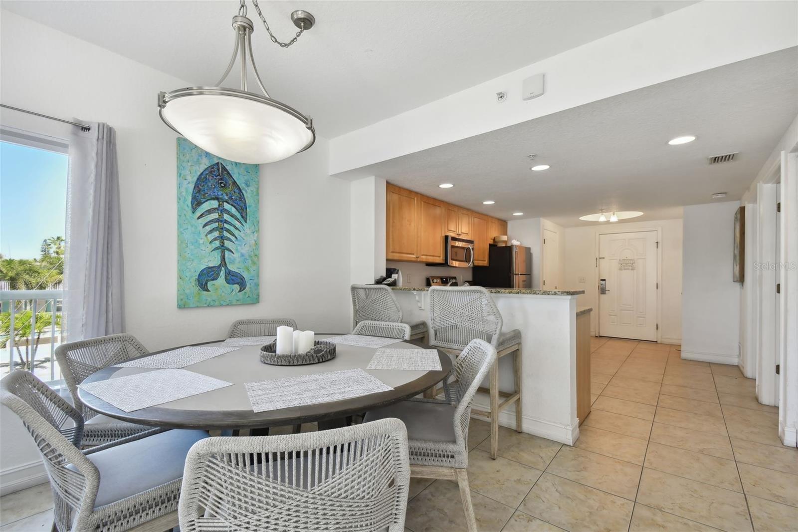 Image 13 of 47 For 11605 Gulf Boulevard 208