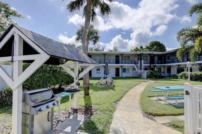 Image 21 of 23 For 6266 1st Avenue S 28