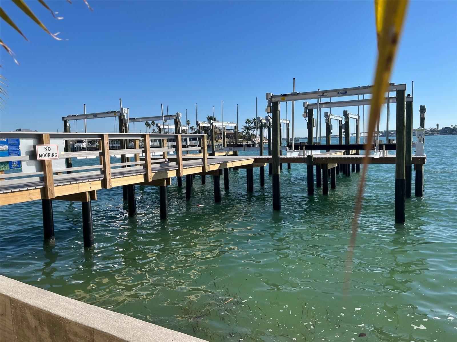 Image 12 of 14 For 1605 Pass A Grille Way 3