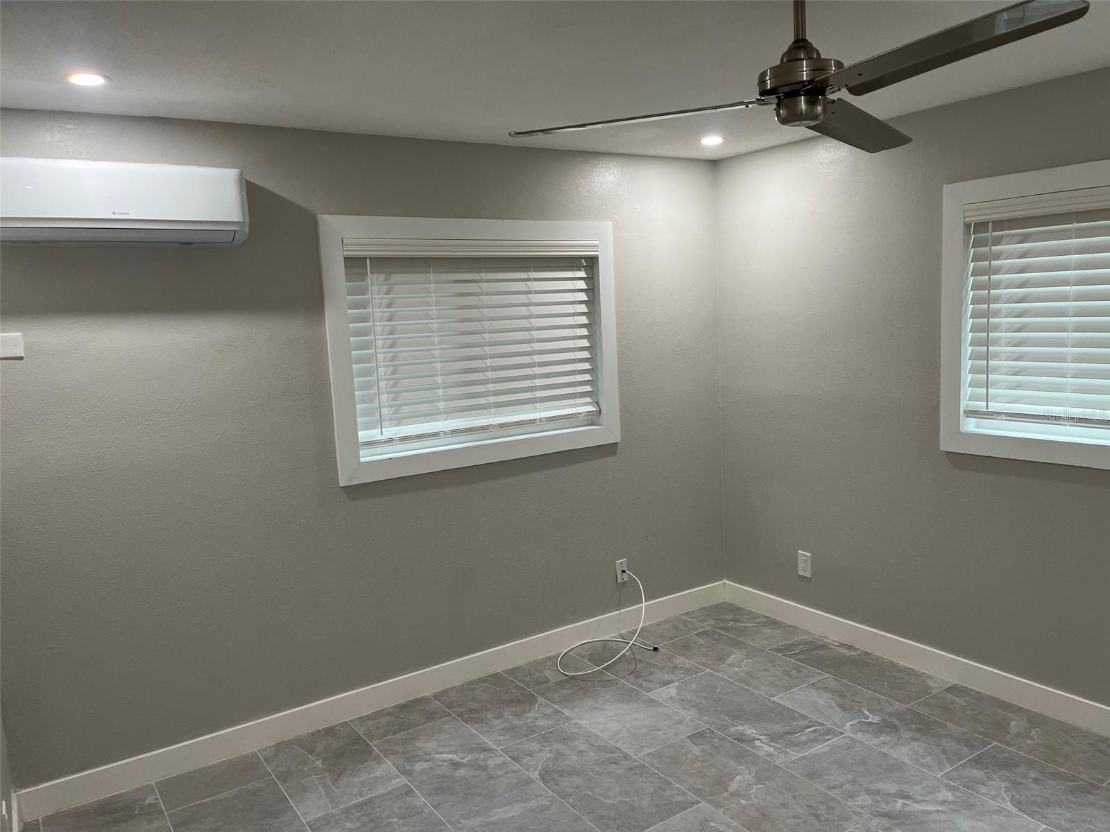 Image 7 of 14 For 1605 Pass A Grille Way 3